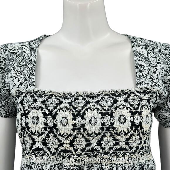 ALC At Last Classics Top Women Small Black White Floral Smocked 100% Cotton Boho - Picture 2 of 7